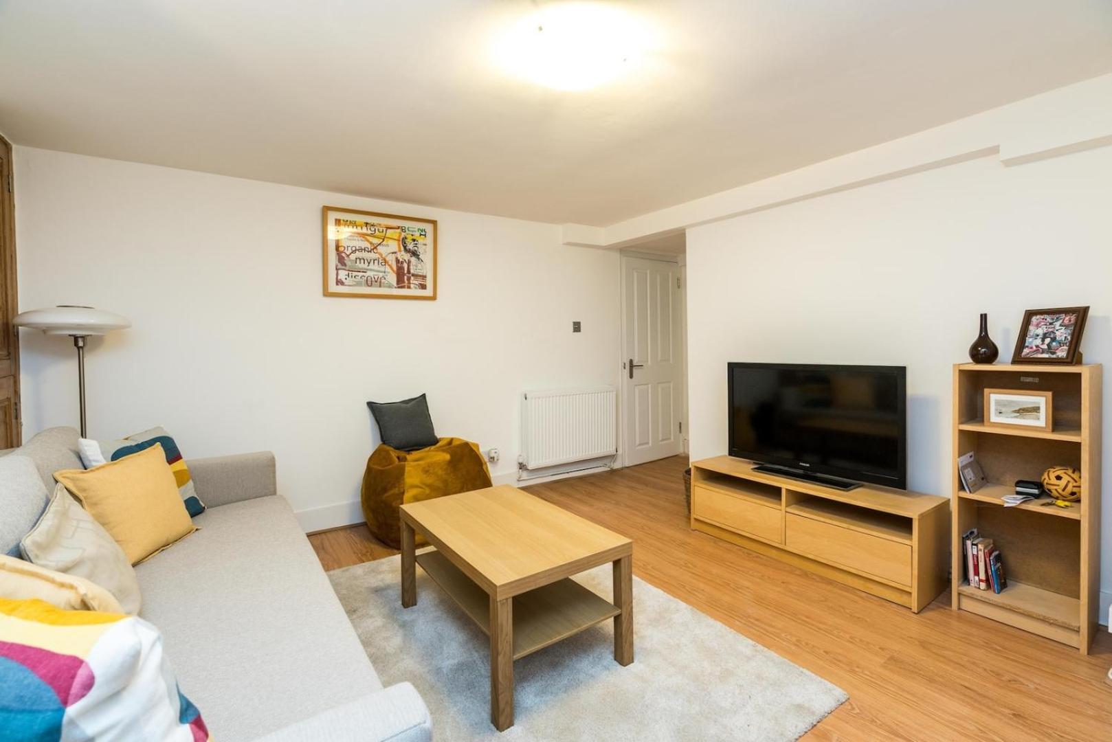 New Stylish 1 Bedroom Flat With Garden | 伦敦 外观 照片