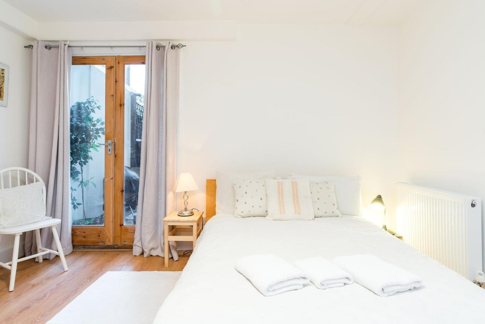 New Stylish 1 Bedroom Flat With Garden | 伦敦 外观 照片